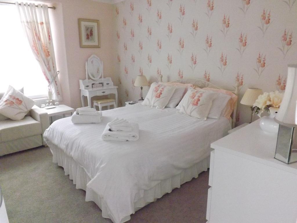The Rosita Hotel Weston-super-Mare Room photo